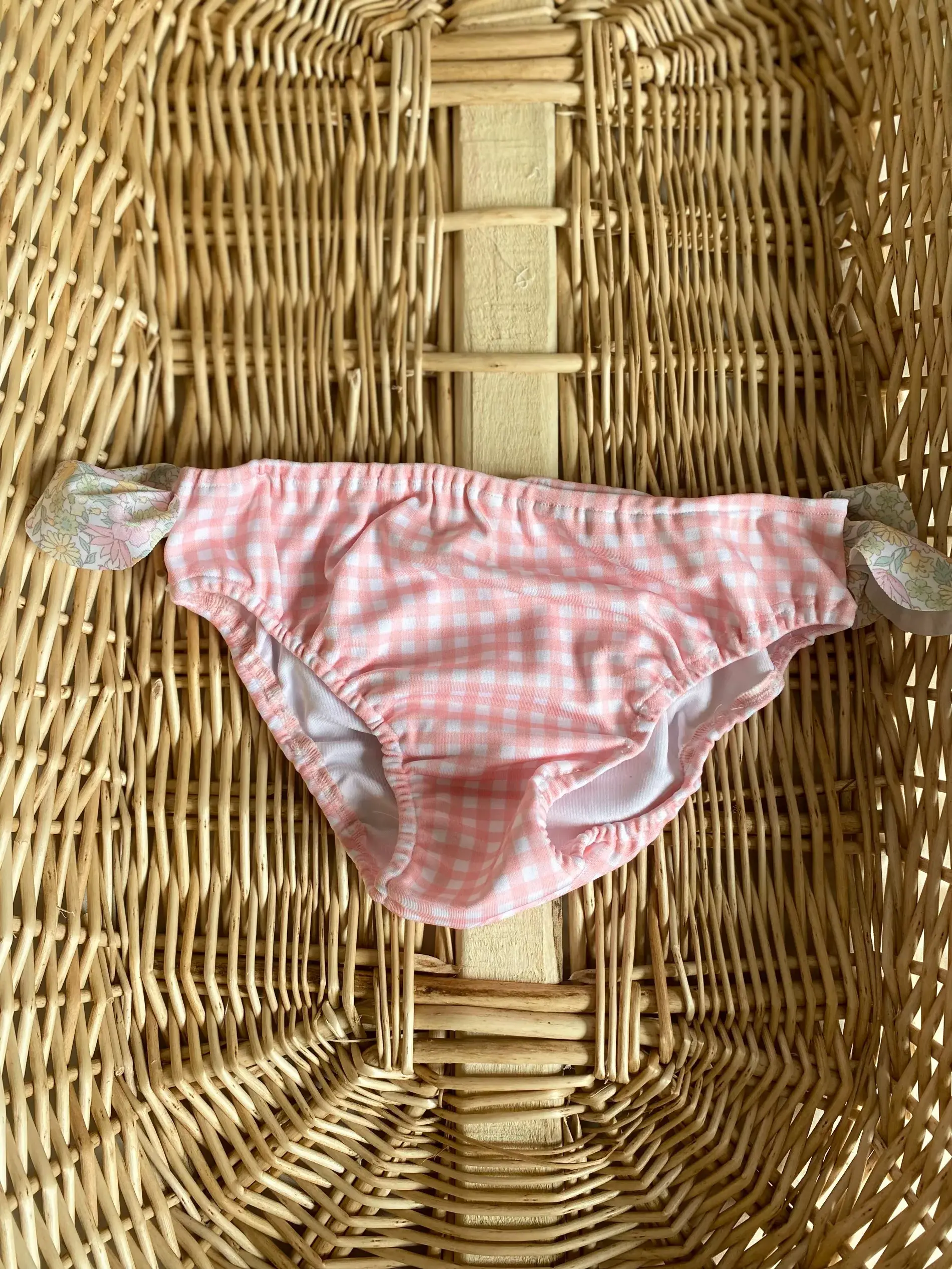 Littlemanuela - Vendita all'ingrosso Pezzi di sotto costume - Bambini - Costume da bagno vichy con fiocchi1