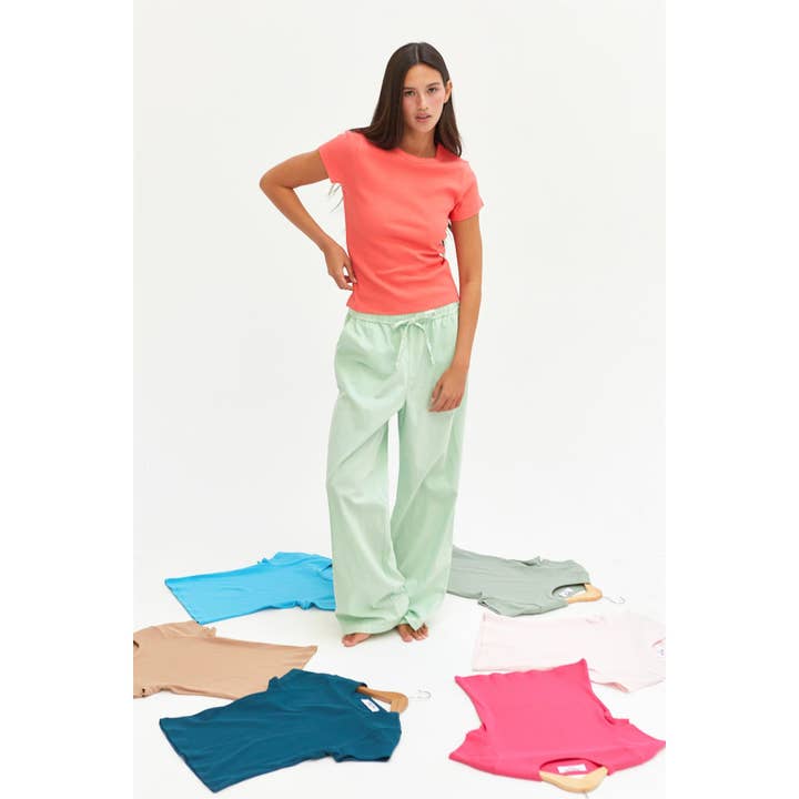 HYFVE - Wholesale Shirt - Women's - DZ25A905-Ribbed Crew Neck Short Sleeve Top