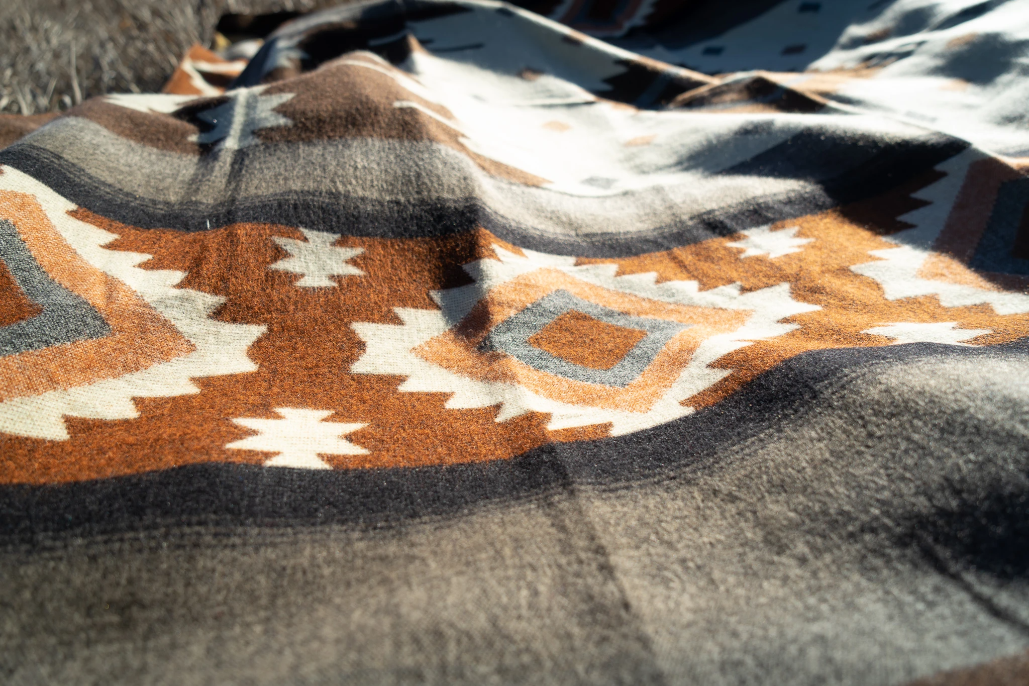 Alpaca Threadz - Wholesale Throw Blanket - Southwest Alpaca Queen/Throw Blanket – Mojave Reversible6