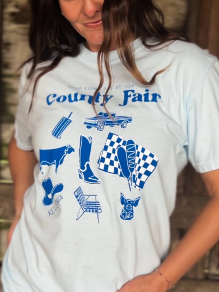 T-shirt graphique de foire de comté en bleu clair pour la vente par Kelso & Company