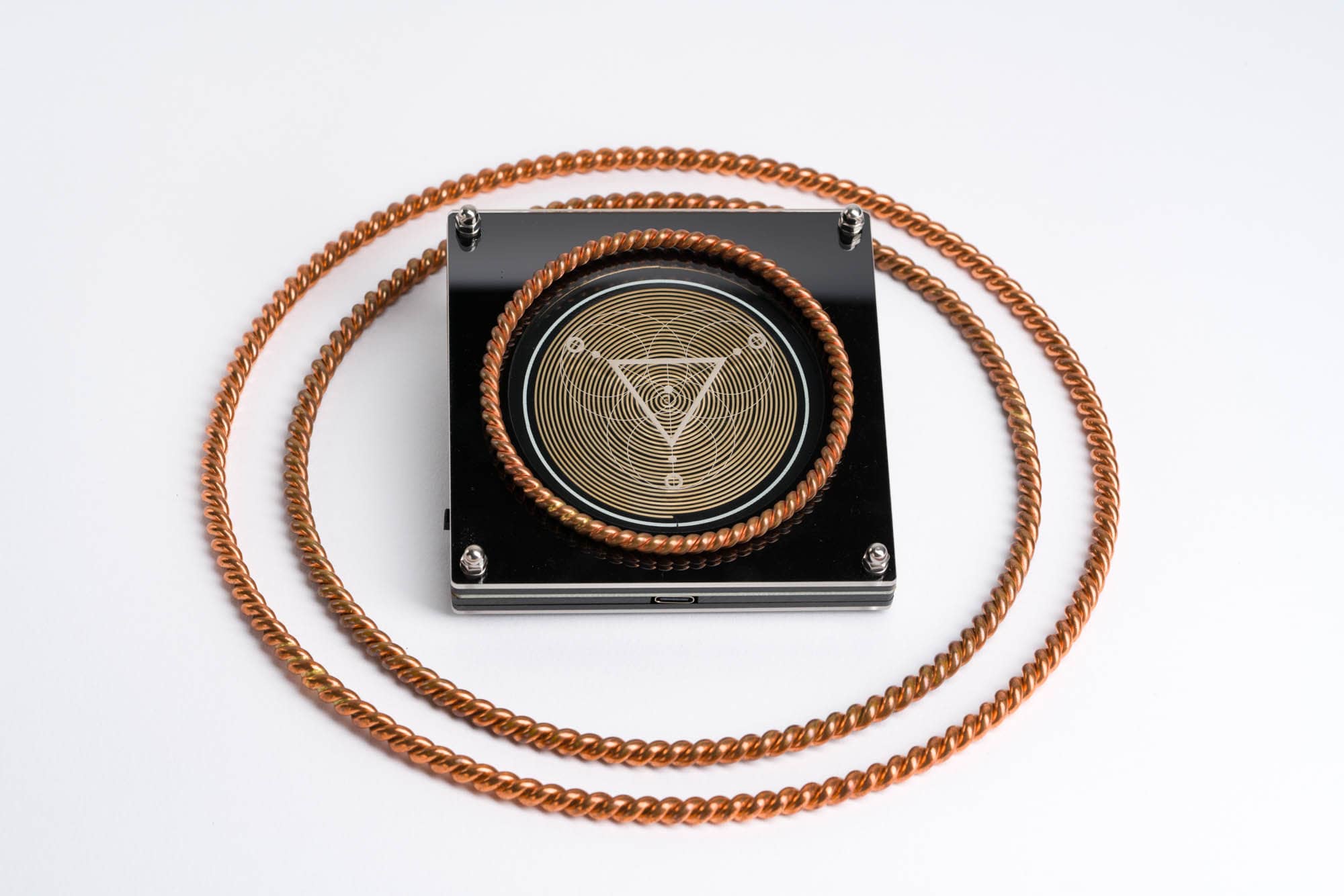 Inanna Healing – wholesale Meditation supplies – Gaia’s Pulse Frequency Generator | 7.83 Hz Schumann Resonance for Grounding & EMF Protection3