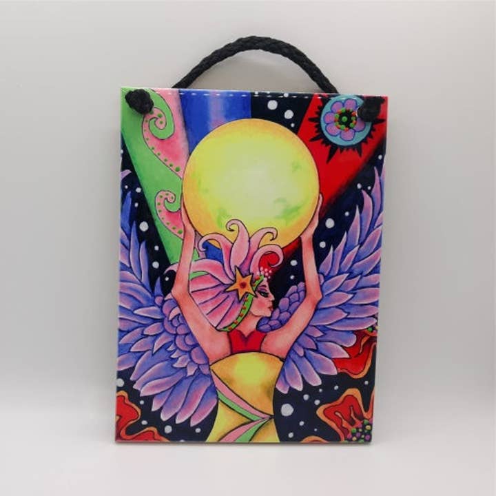 bevingade gudinna keramiska plattor för wholesale av Florida Vibes Art / Mungo Key Designs