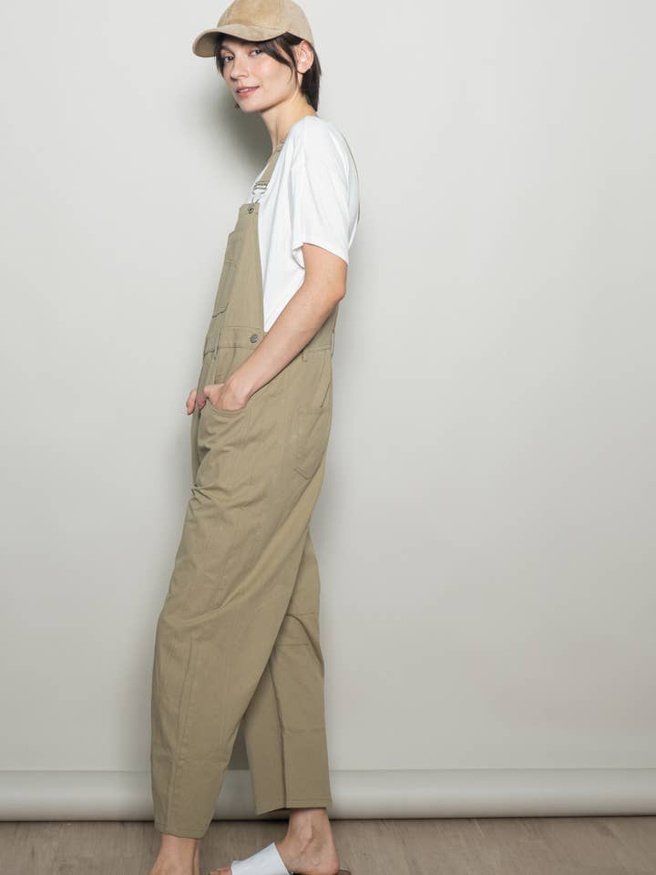 Elloh Collection - Wholesale Overalls - Women's - Relaxed Fit Barrel Leg Cotton Overall w Adjustable Straps9