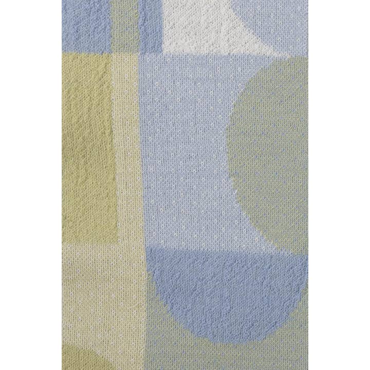 McKernan - Wholesale Hand Warmer - Soho Wristwarmers – Merino Wool with Circle Graphic Motif