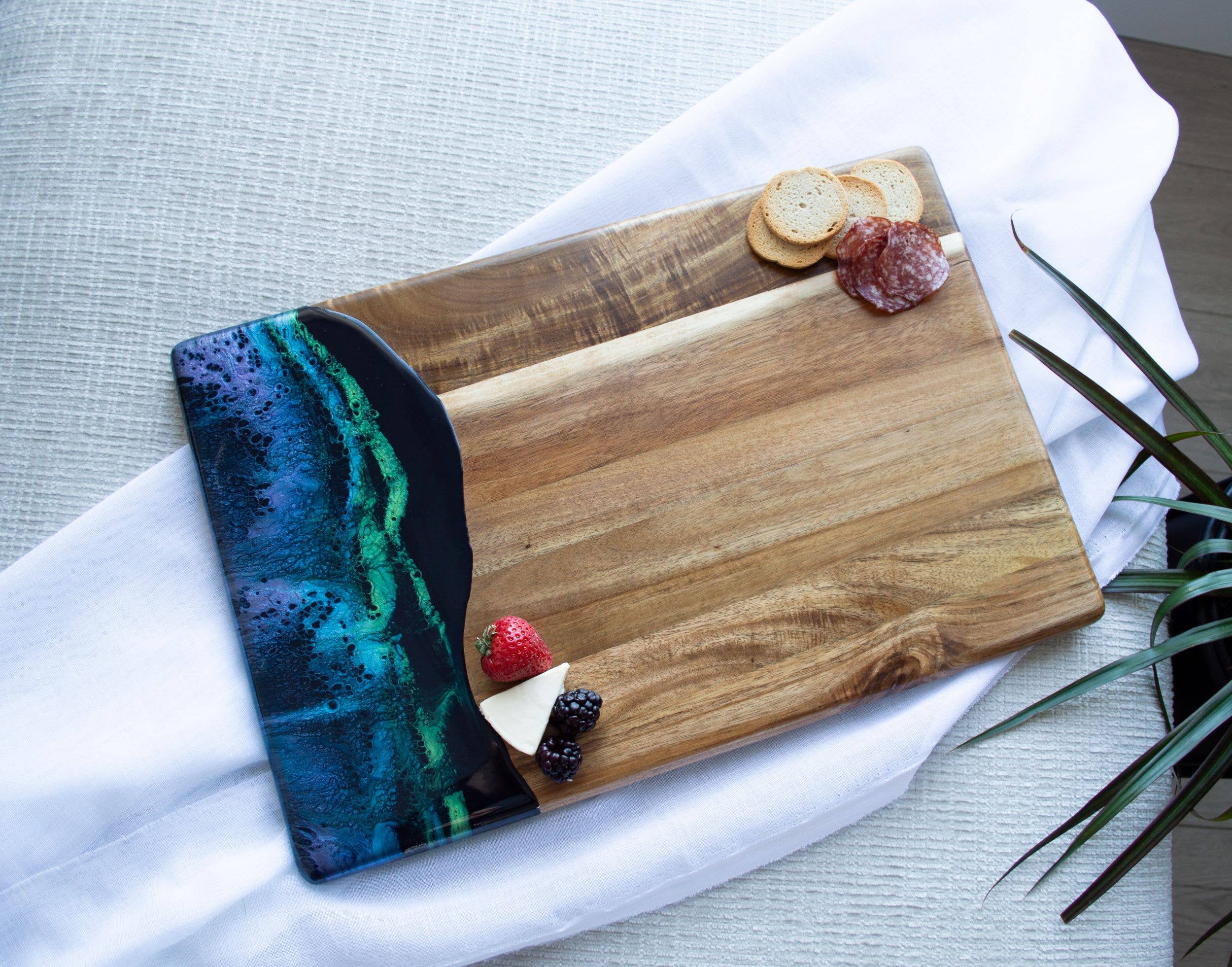 Lynn & Liana Designs - Wholesale Cheese Board - Resin Charcuterie Board - Breadboard 12"x18" - NO TARIFFS!15