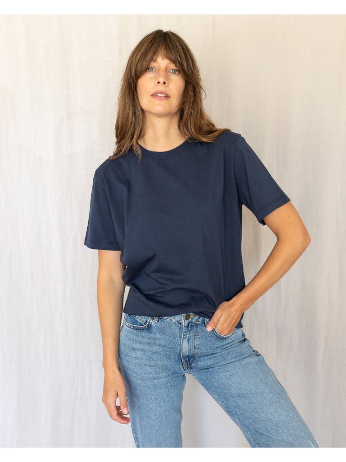 Ivy T - Vente T-shirt – femme - T-shirt bleu marine en coton biologique Maggie1
