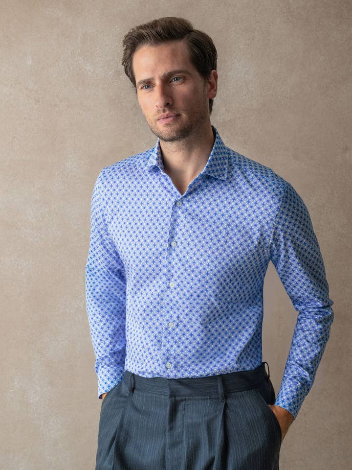 Blauw Golvend Geo Overhemd voor wholesale door Blake Mill