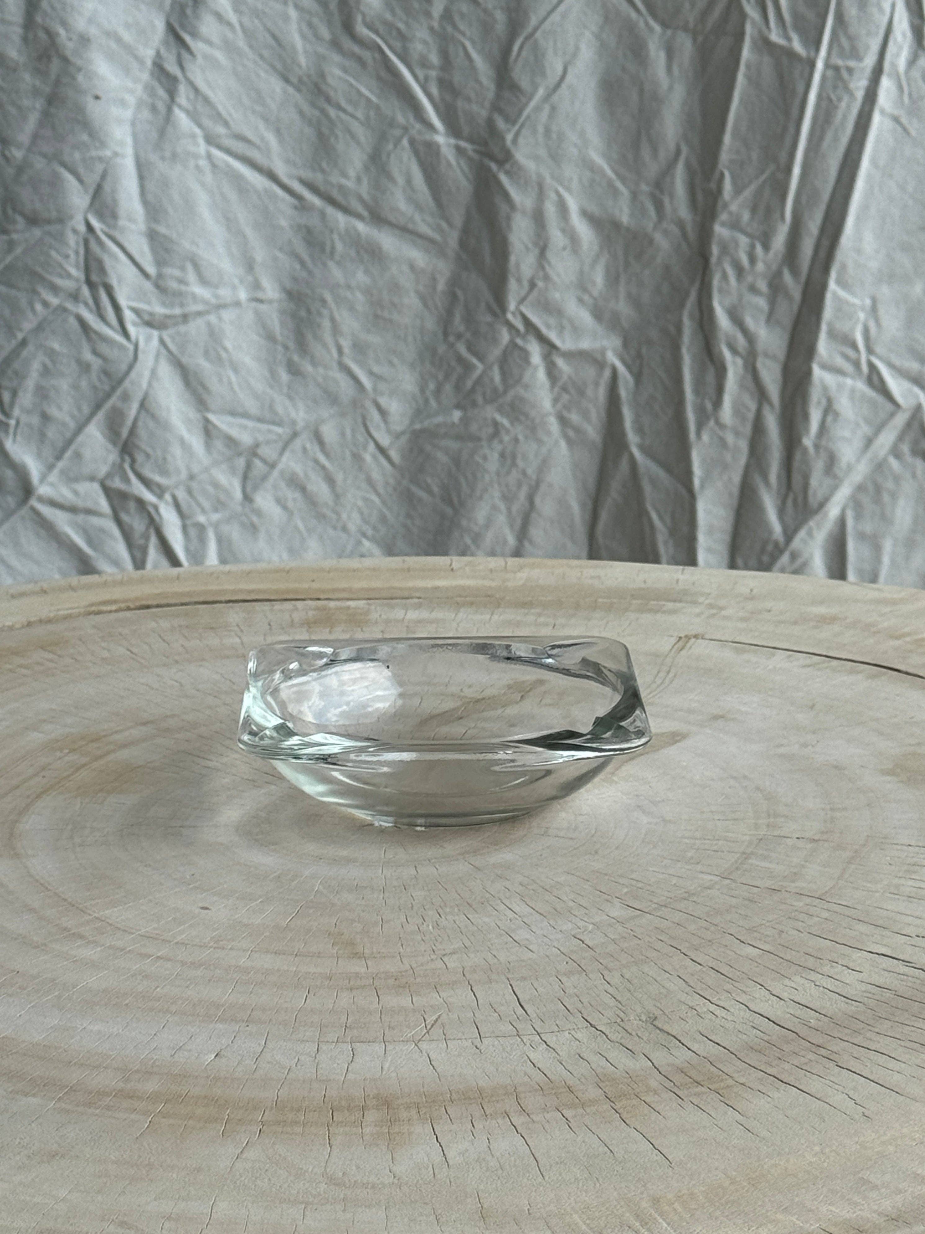 Office Objets - Wholesale Ashtray - Small square ashtray Duralex Saint Gobain France6