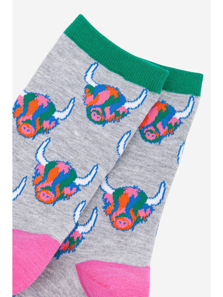 Sock Talk - Wholesale Socks – Women's - Women's Rainbow Highland Cow Print Bamboo Socks in Grey1