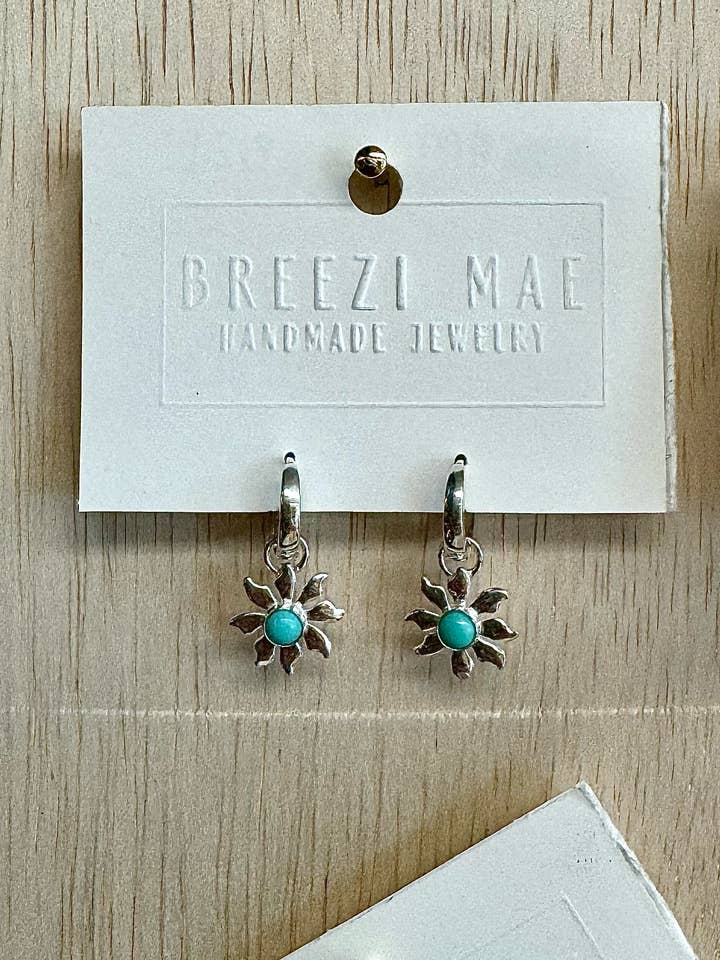 Boucles d'oreilles fleur turquoise pour la vente par Breezi Mae
