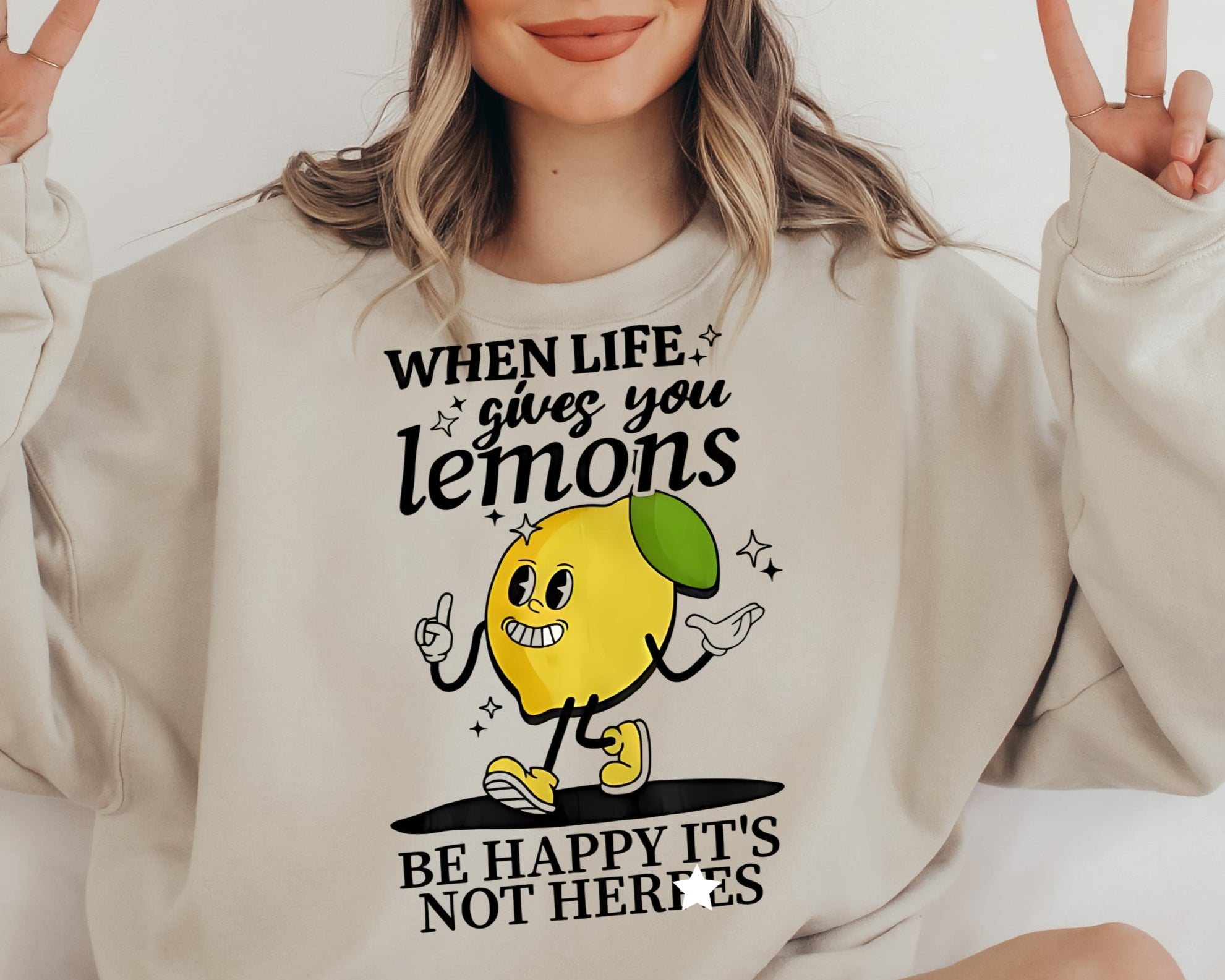 STRONG N FREE CDN – wholesale Graphic sweatshirt – Unisex – T-Shirt Crewneck Sweatshirt Hoodie When Life Gives You Lemons Funny Adult Design0