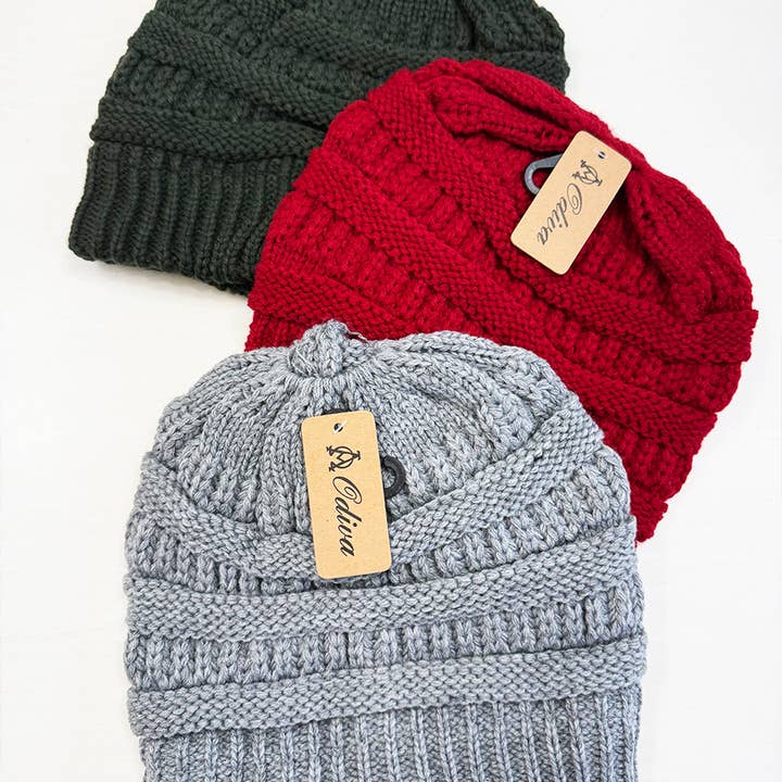 assorti Bonnets en maille côtelée pour queue de cheval en vente sur Faire11