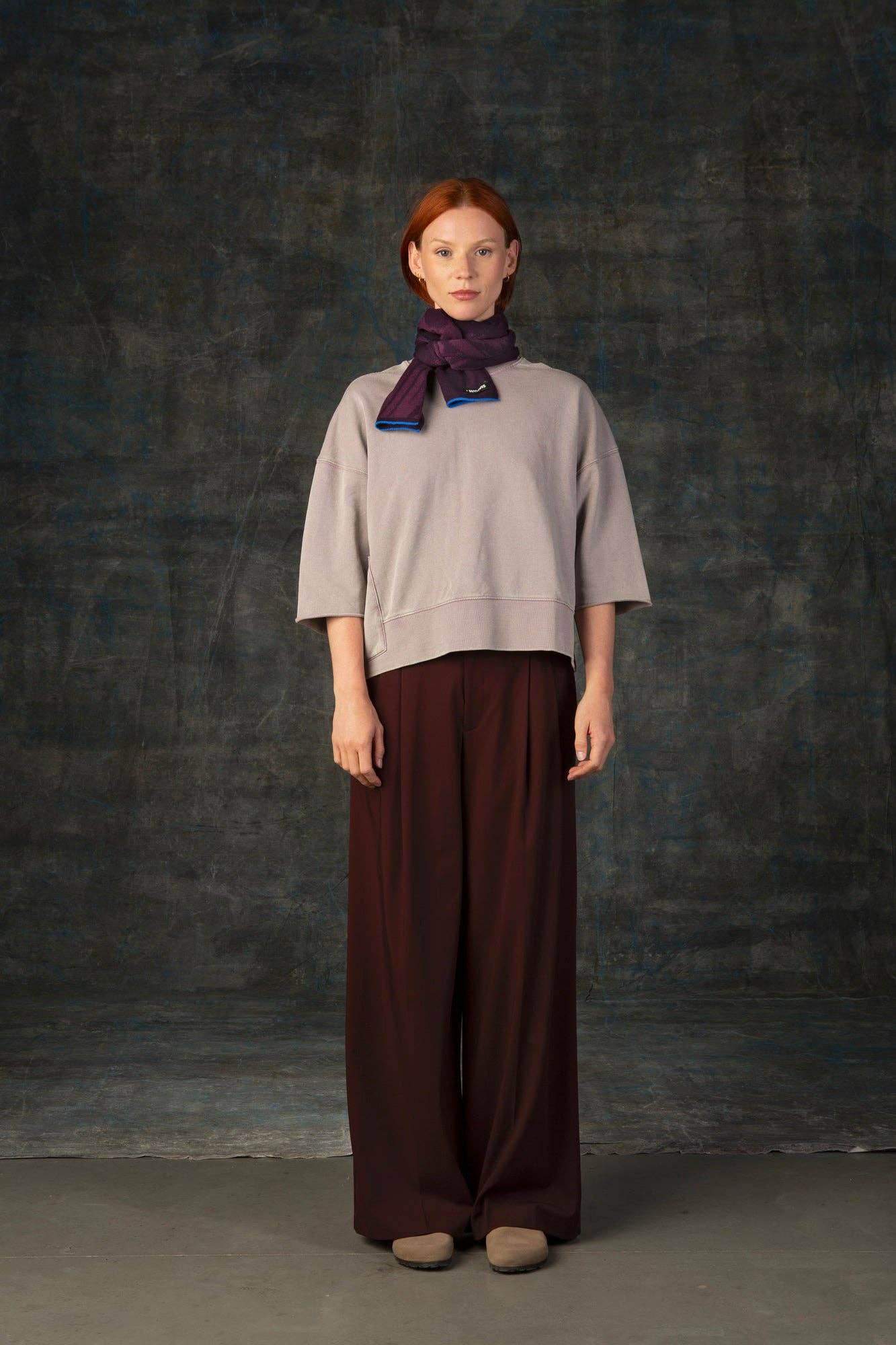 Wolvis - Wholesale Scarf - Women's - Cerura blackberry • mini