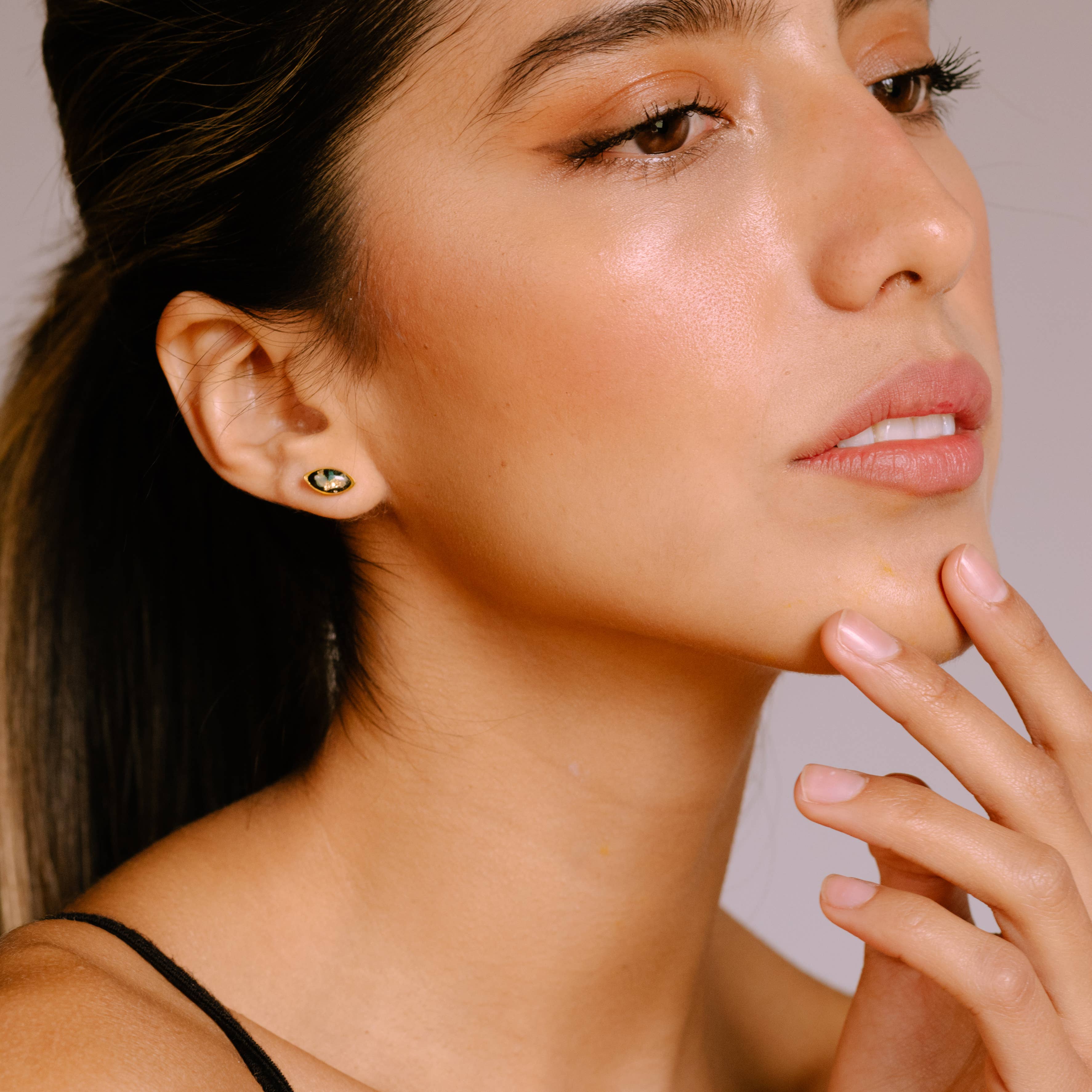 Cameoko - Vendita all'ingrosso Orecchini a bottone - Orecchini Opale Marquise Post2