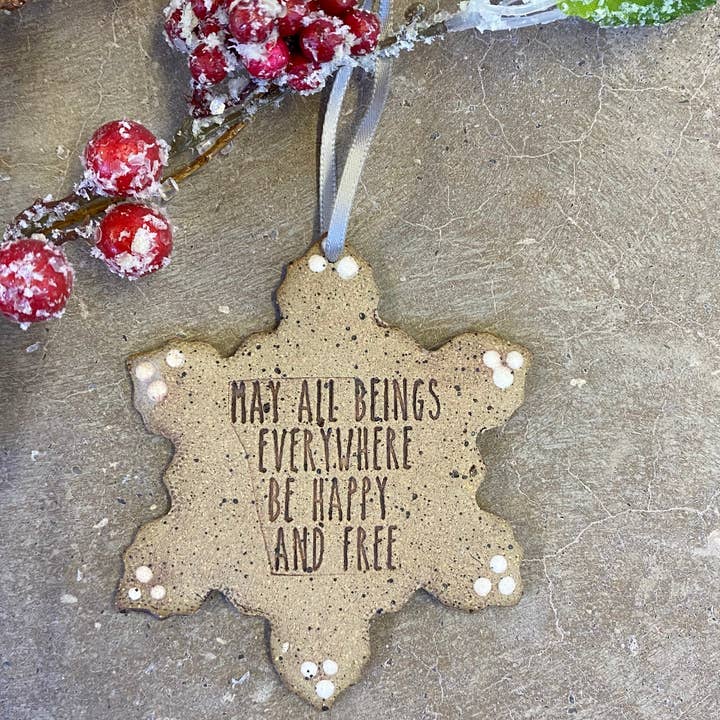 Stonehouse Pottery – wholesale Ornament – Ceramic Snowflake Ornament1