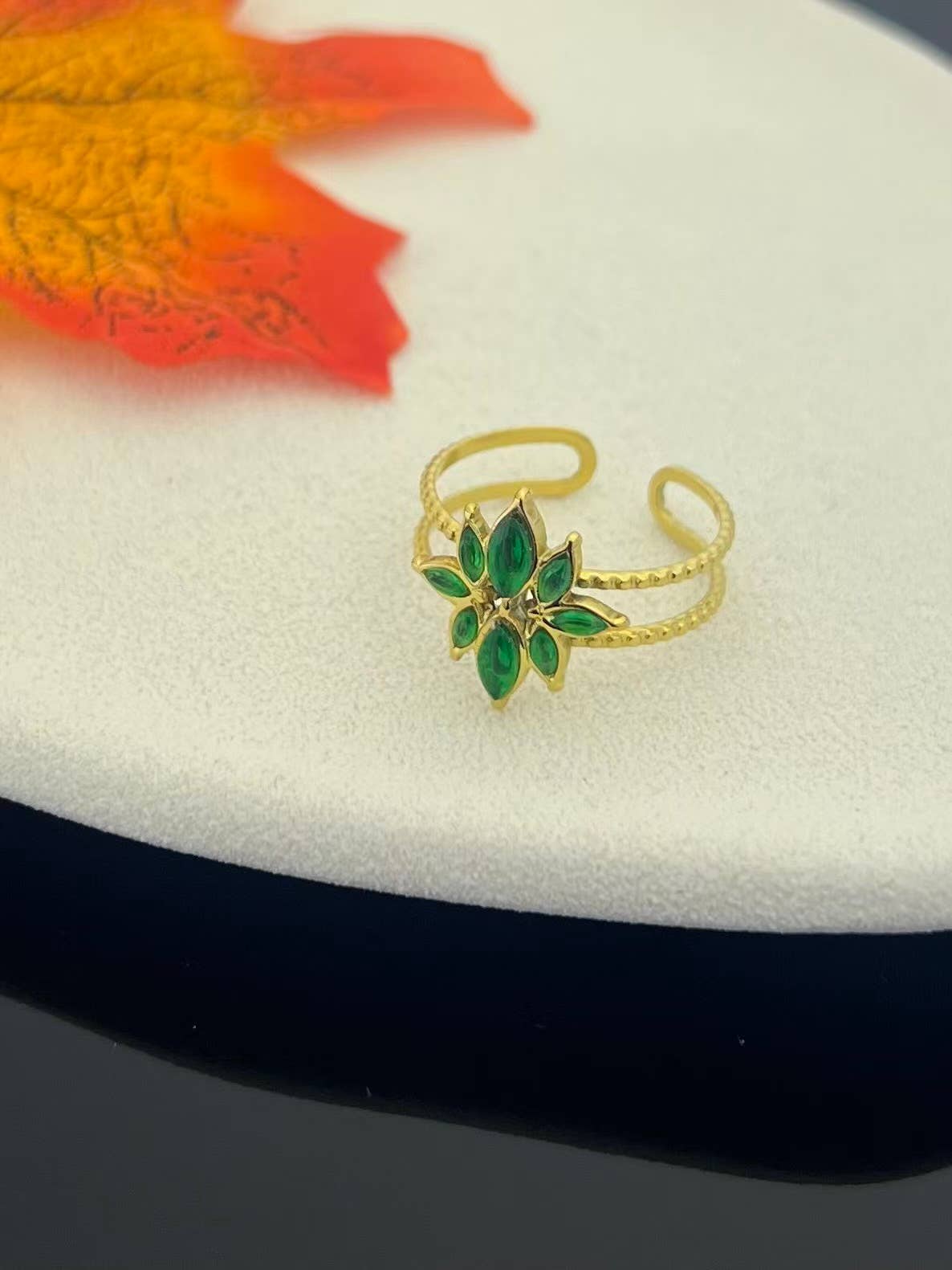 COSMOS - Wholesale Cocktail/Statement Ring - Green flower crystal ring in gold stainless steel1