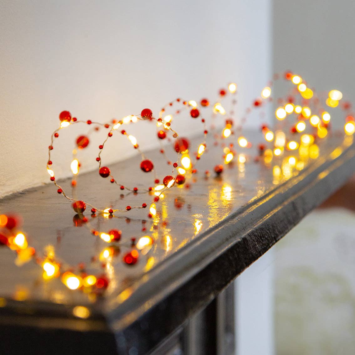 Talking Tables UK – wholesale String lights – Holly Bead String Lights - 3m2