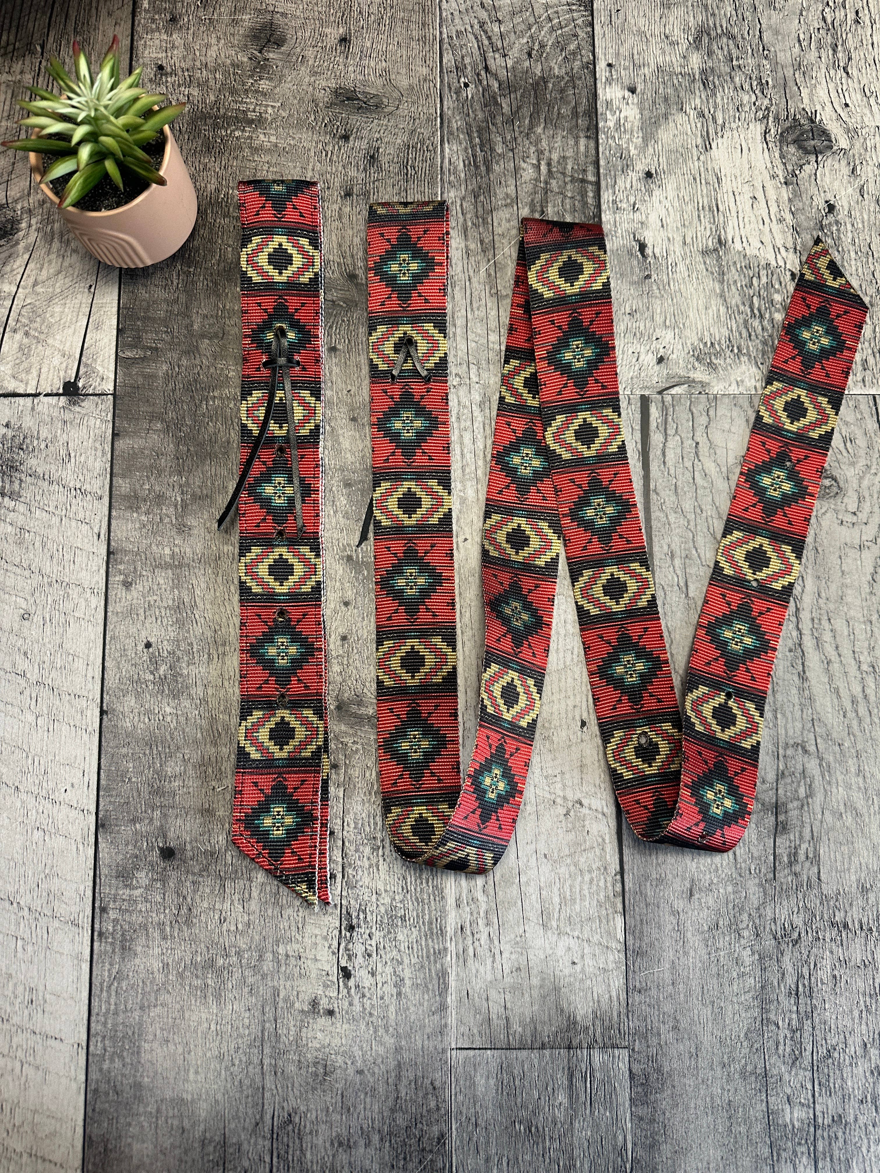 Schulz Equine - Wholesale Paardrijuitrusting - Set van nylon Latigo en Off Billet21