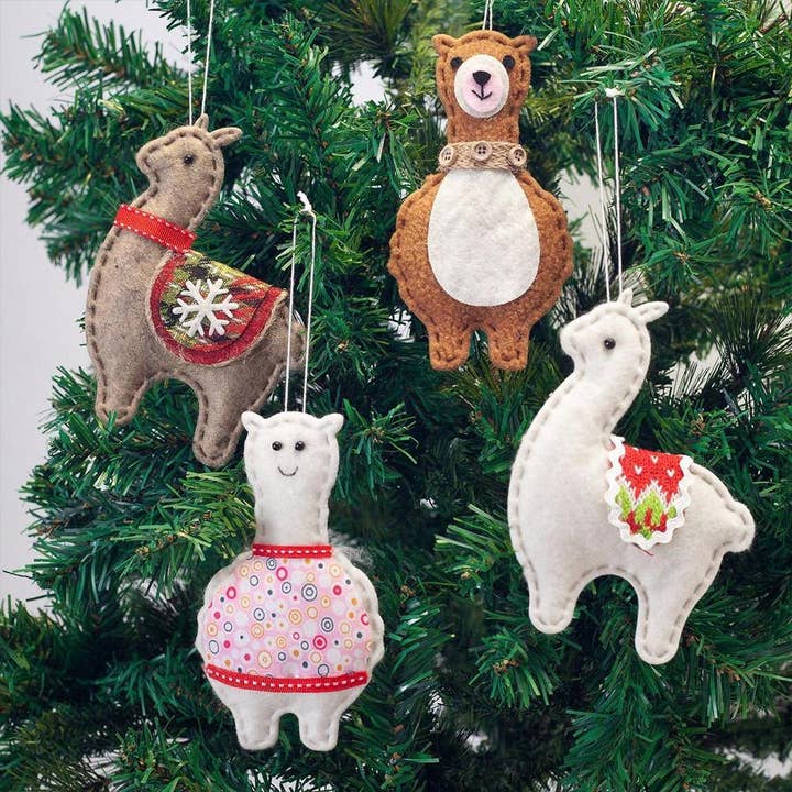 Classic Handmade Felt Alpaca Tree Hanging Ornament Set for wholesale by Choice Alpaca Products