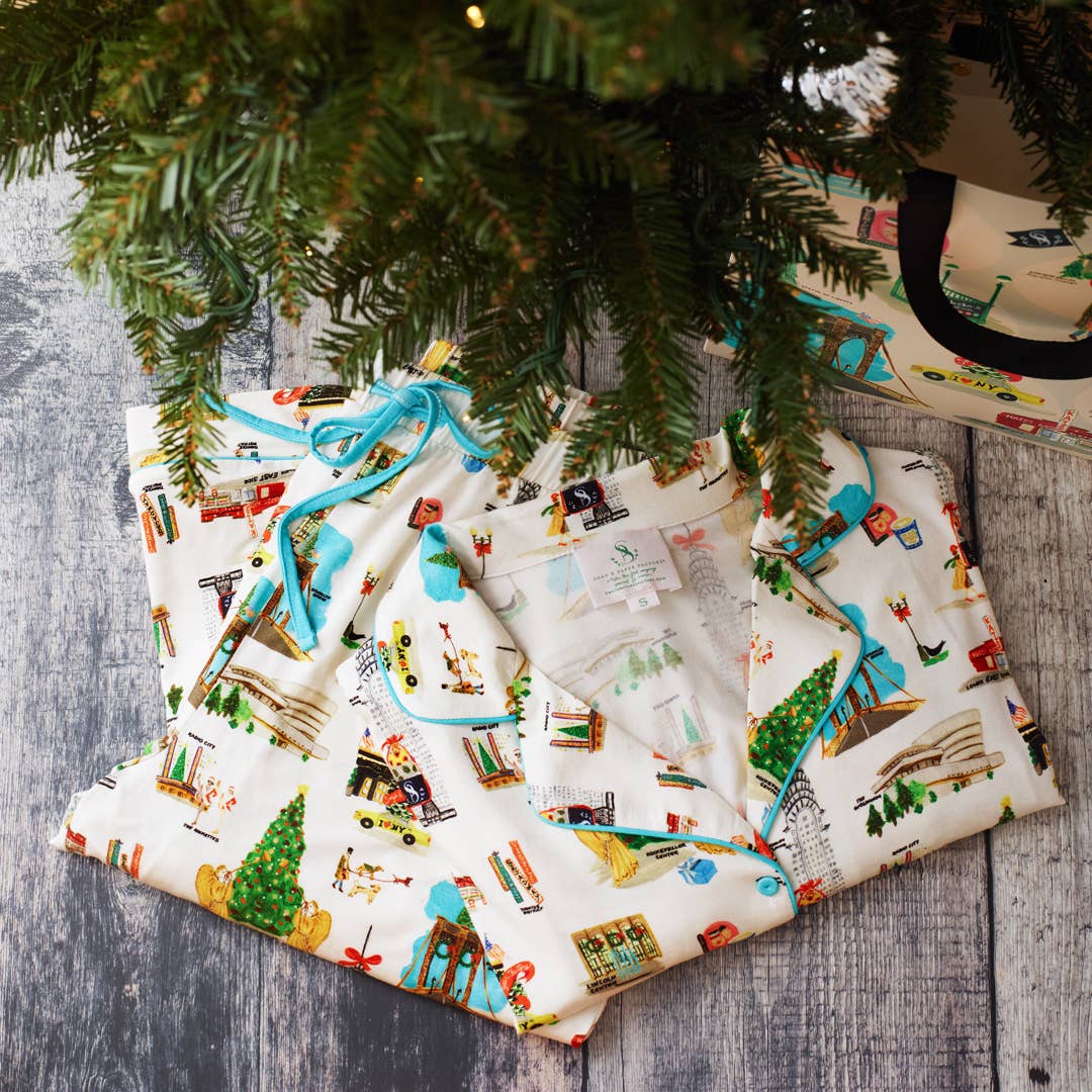 Soap & Paper Factory - Wholesale Sleepwear Set - Women's - Holiday in New York Long Sleeve Pajamas *SOLD OUT FOR 2025*1