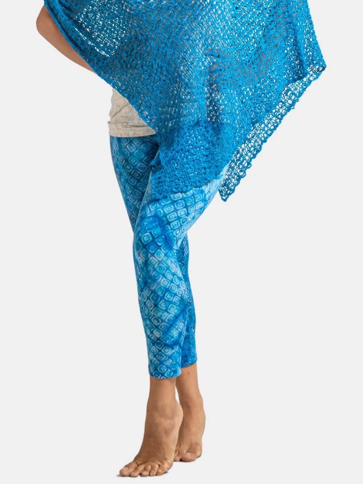Hands To Hearts - Wholesale Athletic/Lounge Leggings - Women's - Batik Crop Leggings