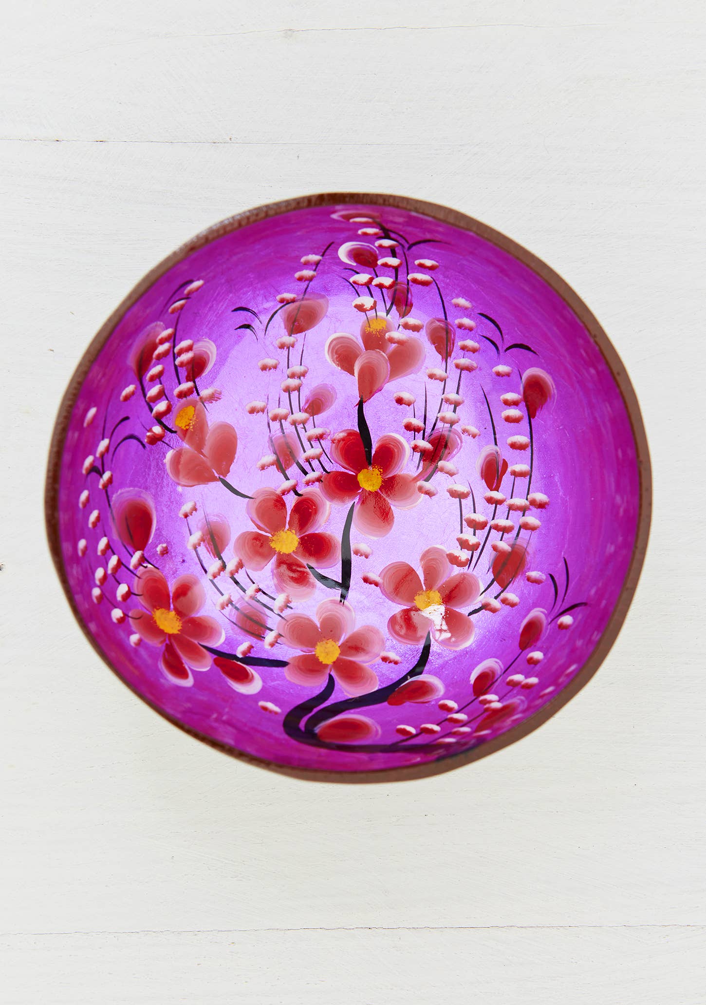 Namaste - Vente Assiettes/plats/bols de décoration - Bol en noix de coco, motif fleur2