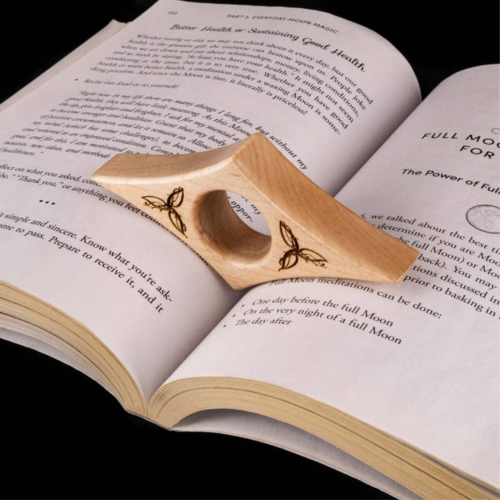 Thumb Page Holder, "Celtic Leaf" Design, Maple Wood for wholesale by Woodland Woodworx