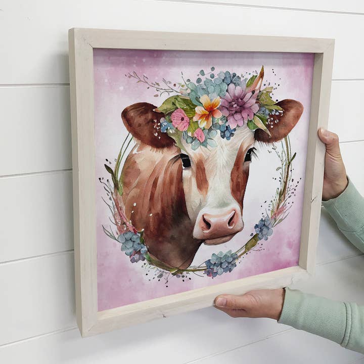 Hangout Home – Großhandel Kunstdruck – Leinwandbild „Spring Wreath Cow“, Motiv „Frühlingstiere“, gerahmt2