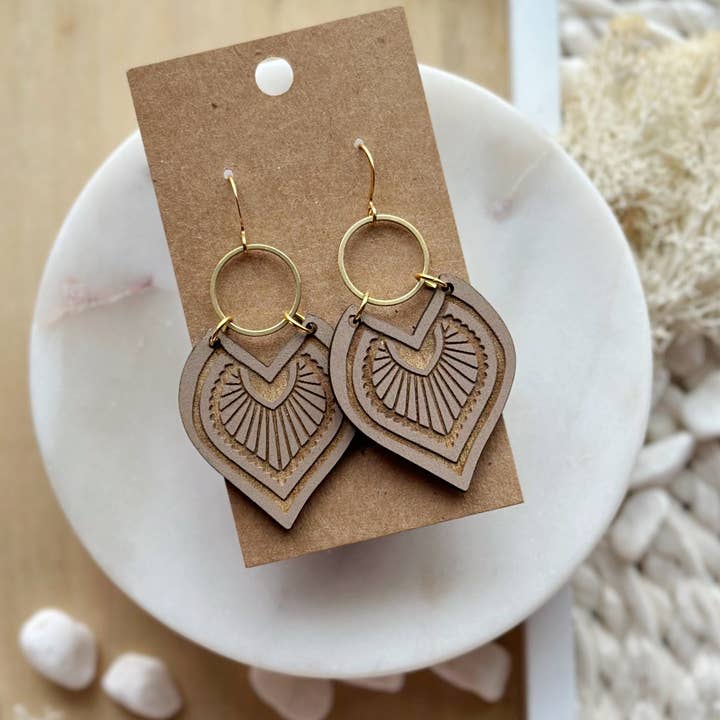 Wicket Goods - Wholesale Dangle Earrings - Haida | Mushroom