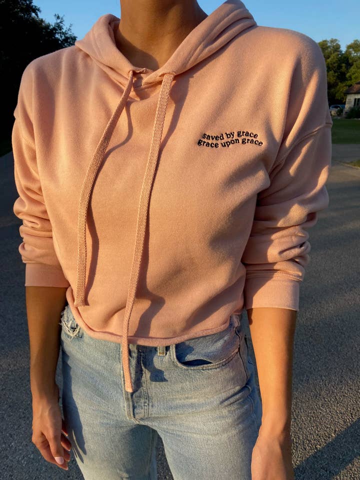 Salvo por Grace Crop Hoodie por atacado de Shop Darling