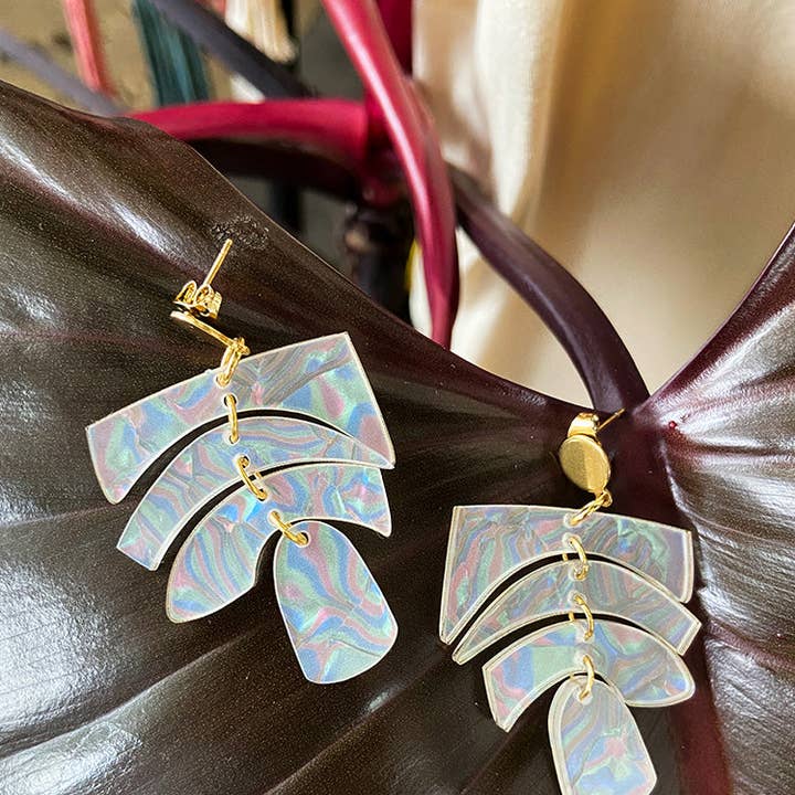 Paulina Otero – Brincos de argola por atacado – Brincos de equilíbrio em iridescente branco2