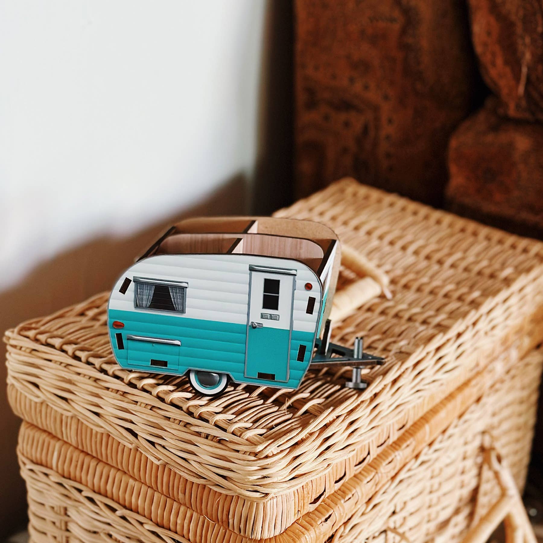 Fred & Friends - Wholesale Pencil Holder - Happy Camper - Pencil Holder4