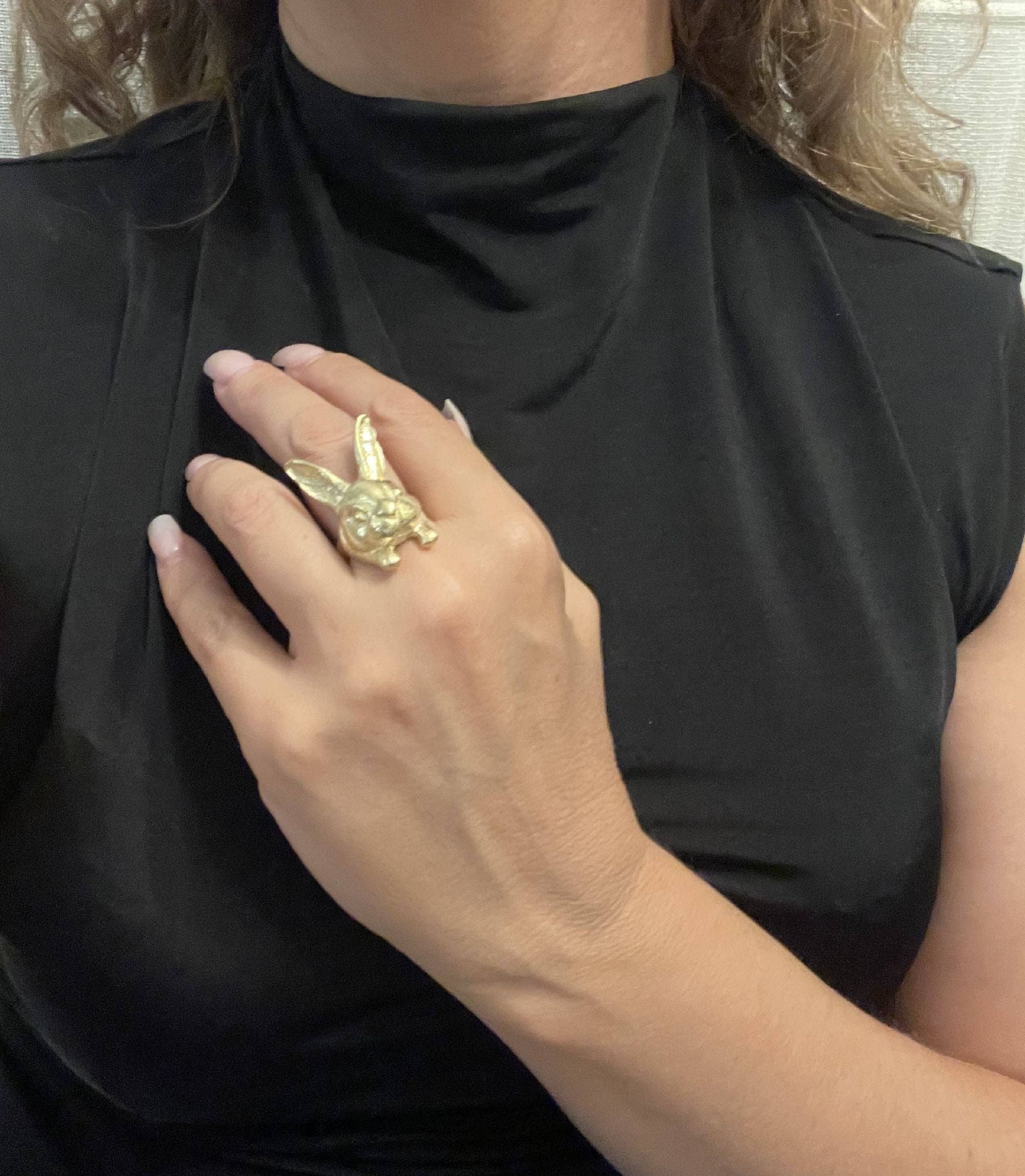 Gloria Mago – Engroshandel Statementring – Lucky Rabbit ring i guld. Størrelse 151