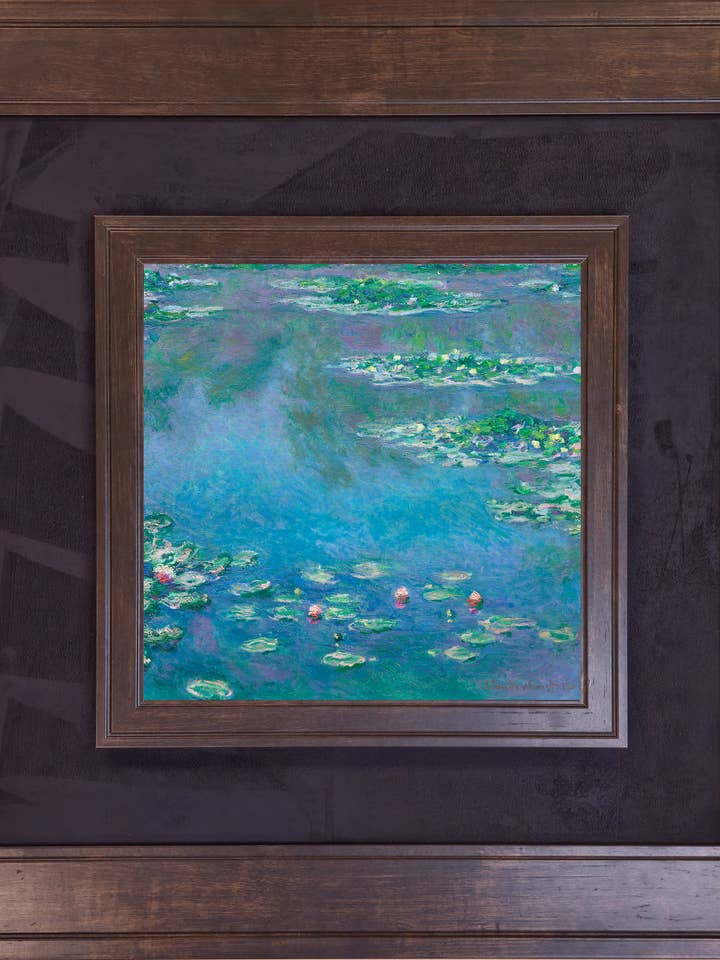 Nénuphars de Monet avec noix expresso et tissu pour la vente par The Brightener Group