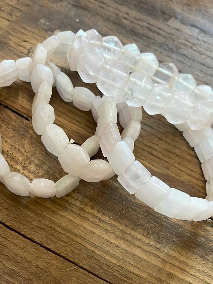 BRACELET EN QUARTZ ROSE pour la vente par LARA UNDICI ACCESSORI SRLS