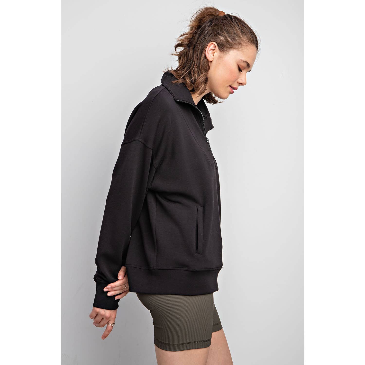 Rae Mode - Vendita all'ingrosso Felpa - Donna - PULLOVER CON COLLO A IMBUTO E ZIP A QUARTO IN MODAL SCUBA2