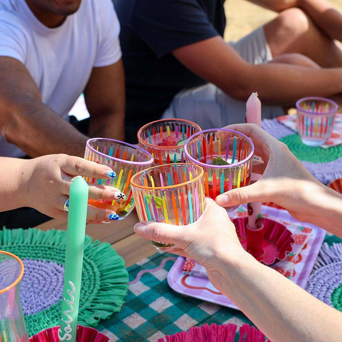 Talking Tables UK – wholesale Drinking glass/cup – Multi-Coloured Drinking Glass Tumblers2