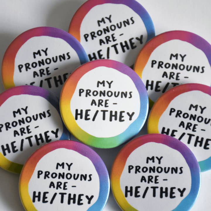 Fynedesignshop – wholesale Lapel pin/button – Pronoun badges - Collection 2 - Rainbow2