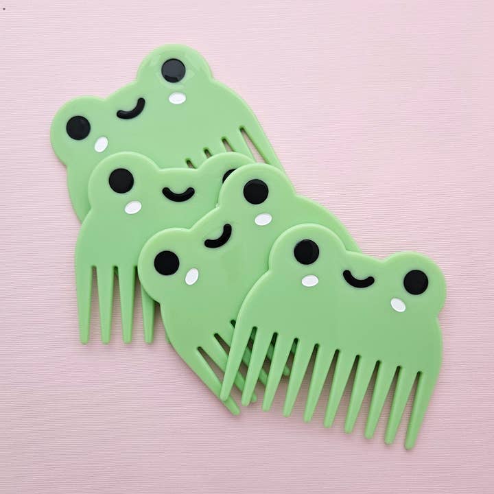 Froggy wide-tooth comb for wholesale by These Things