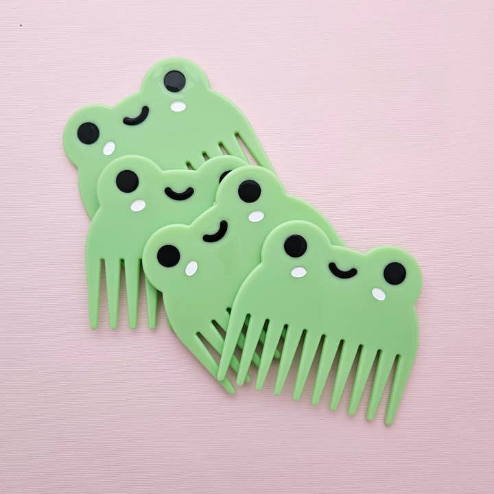 Froggy wide-tooth comb for wholesale by These Things