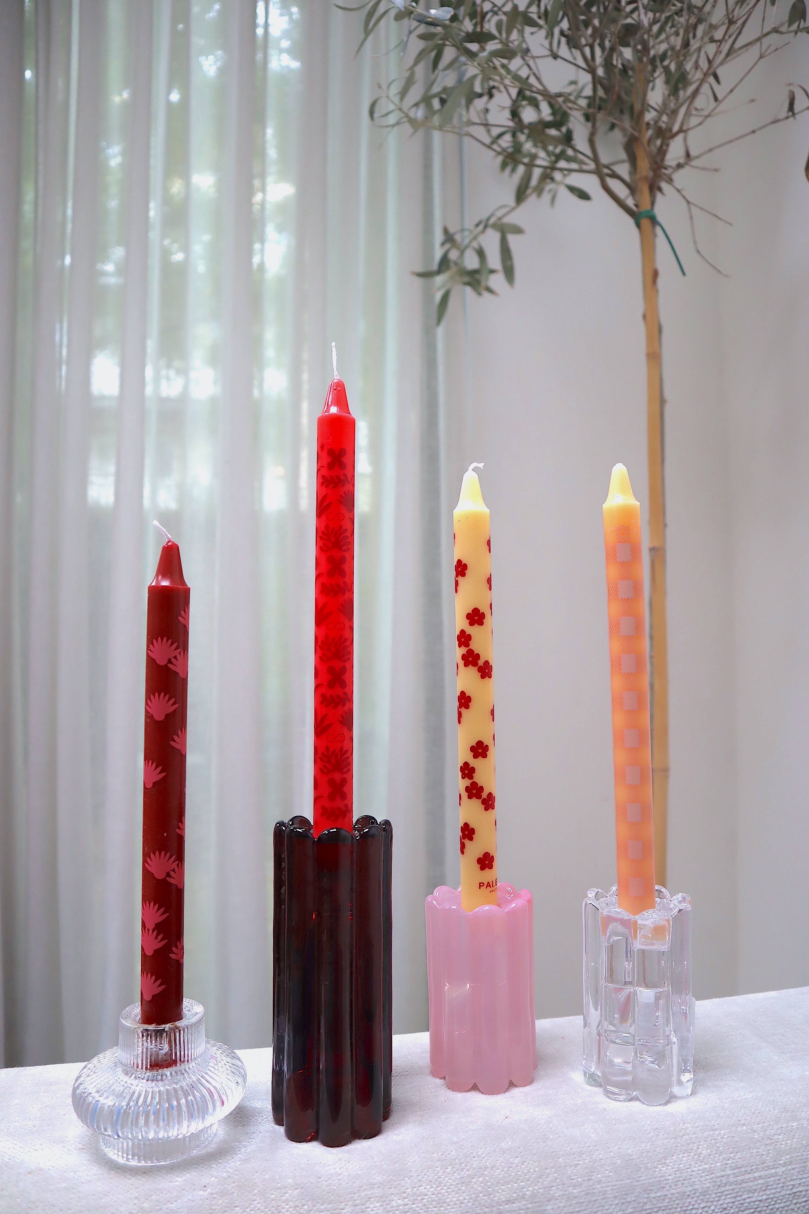 Palette Amsterdam - Wholesale Tapered Candle/Candlestick - Christmas Design Dinner candles - Set of 4 - Lush Velvet2