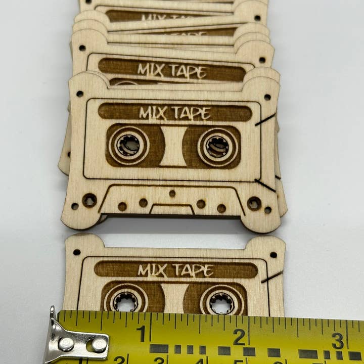 Velvet Guillotine - Wholesale Embroidery/Cross Stitch Supplies - Cassette Tape Style Embroidery Thread Organizer3