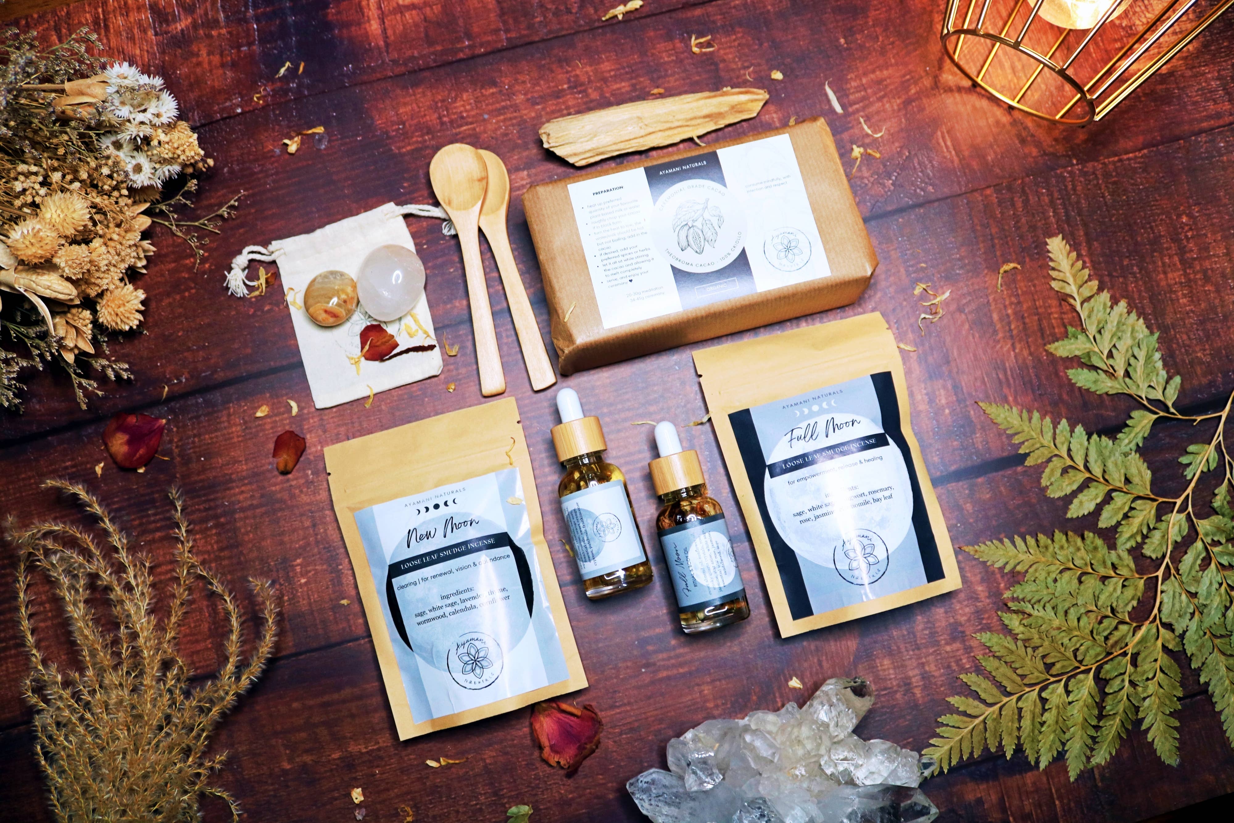 Ayamani Naturals - Wholesale Spiritual Stone/Crystal - MOON CACAO CEREMONY Gift Box | Raw Ceremonial Cacao Set8