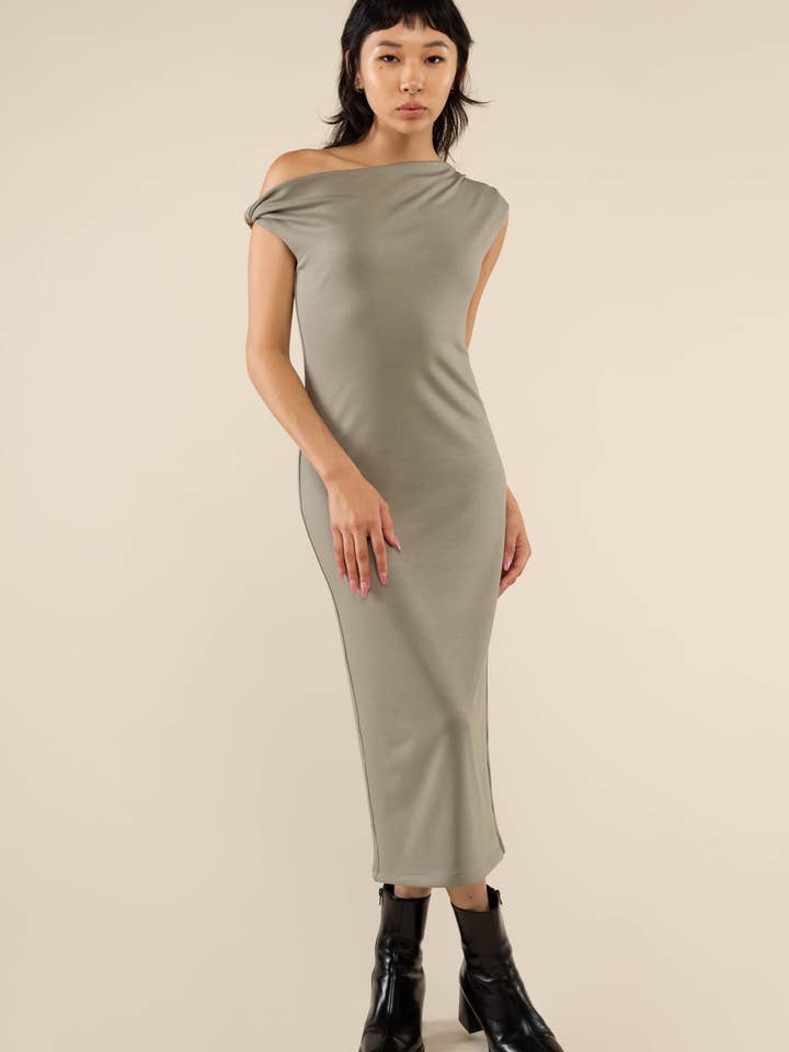 NLT - Wholesale Dress - Women's - Ira Twist Off Shoulder Midi Dress