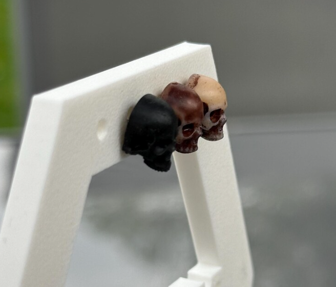 G7T6 - Wholesale Stud/Post Earrings - Skull Stud Earrings, Resin Stainless Steel Jewllery2