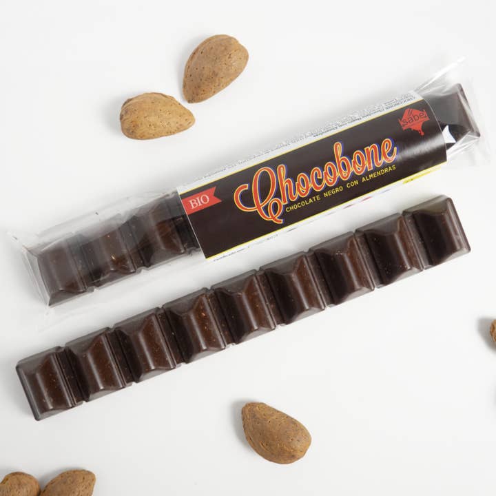 CHOCOLATES ARTESANOS ISABEL - Wholesale Chocolate - CHOCOBONE BIO with Caramelized Almonds (Box of 20 assorted)3