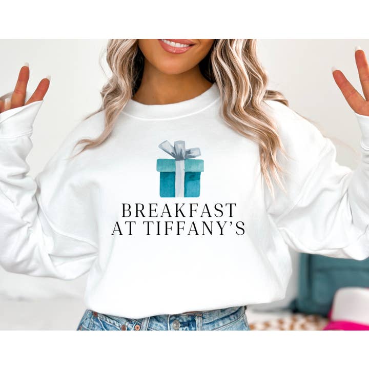 Sweat-shirt Preppy pour femme Breakfast At Tiffany's pour la vente par Gia Gifts Boutique