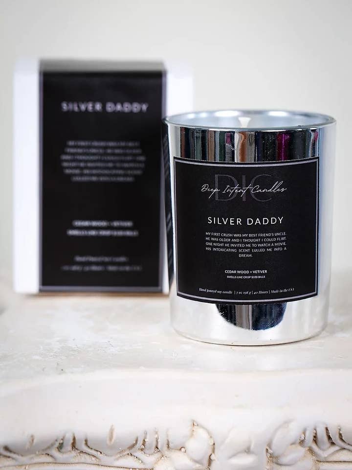 Bougie de soja Silver Daddy en bois de cèdre et vétiver pour la vente par Deep Intent Candles