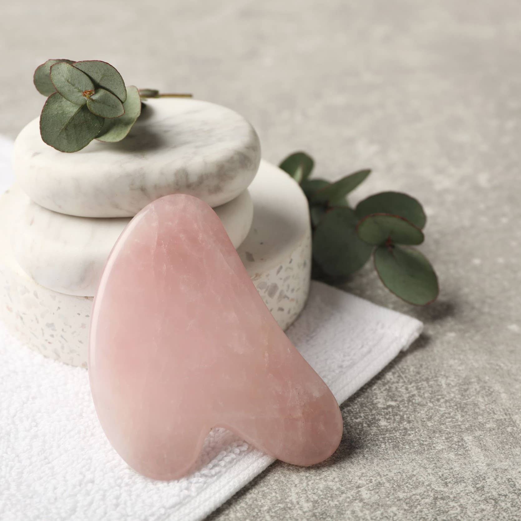 Soulistic Root - Essential Oils & Self Care Gifts - Vente Gua Shas - Outil de massage facial en pierre Gua Sha, quartz rose et jade0