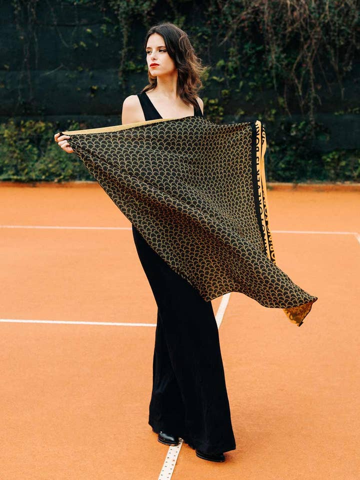 CHARACTER BK L SCARF for wholesale by Forever is Boring